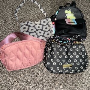 Lot/bundle of girls bags and purses.